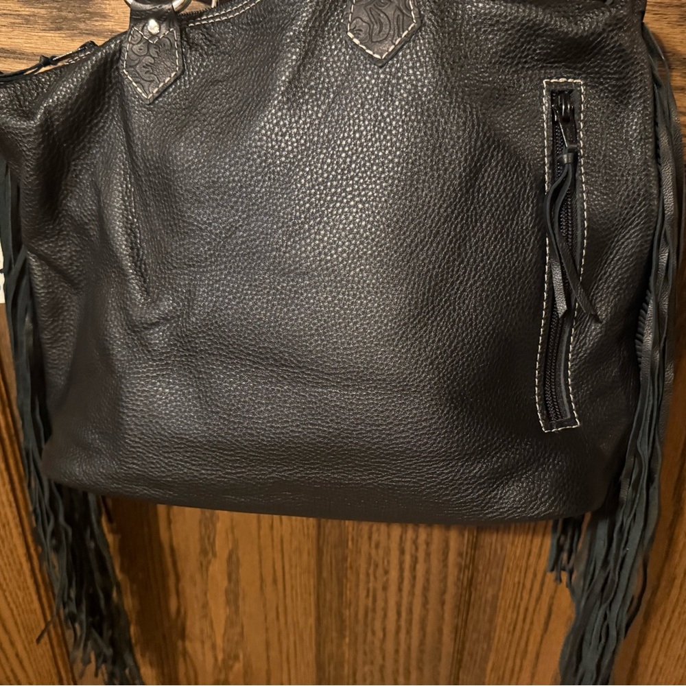 Holy Cow Full-size like new $185 Designer Hybrid Black and Black Fringe Bag - Picture 2 of 3